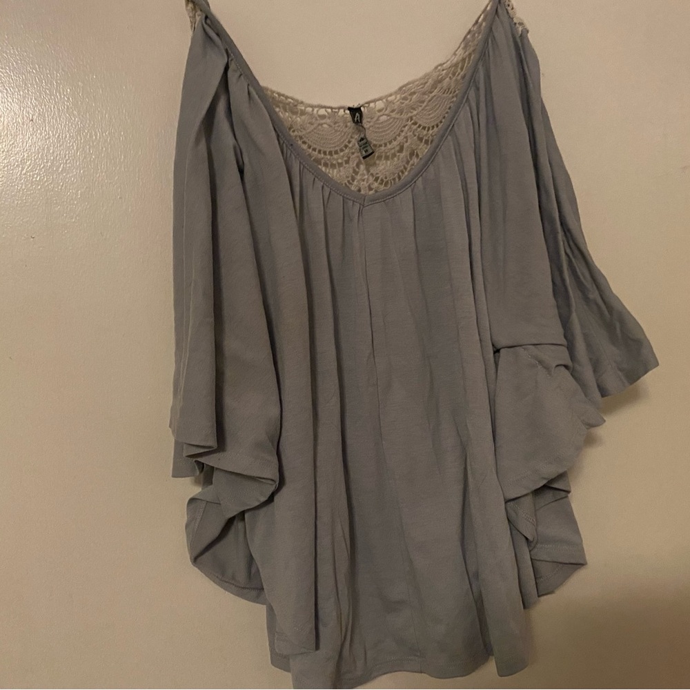 Aviva Dolman Cape Cut Top Crochet Lace Back - Picture 7 of 7